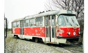 Die legendäre Straβenbahn T3 wurde durch das Kunstleder SVITAP belebt